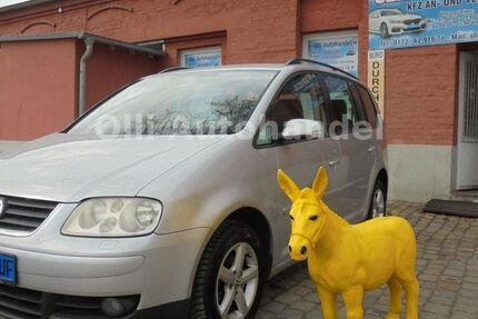 VW Touran 217.000 km 2.700 &euro; Magdeburg 39124