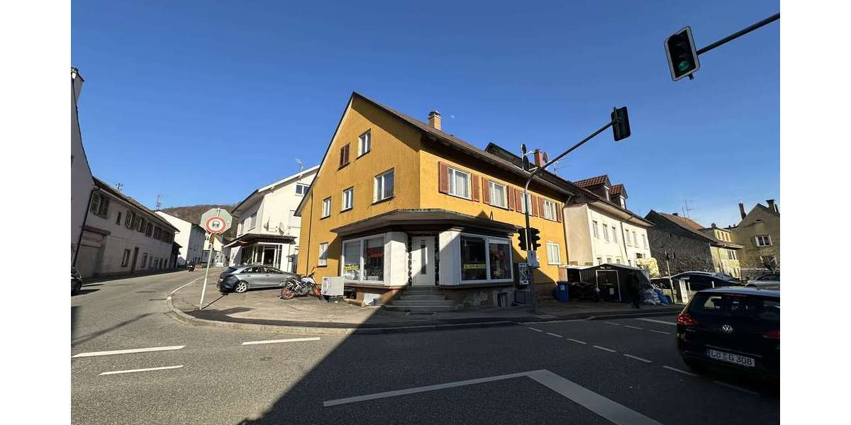 Etagenwohnung Grenzach-Wyhlen Wyhlen - 7 Zimmer, 159 m&sup2;, 269.000&euro; | Angebot:25468821