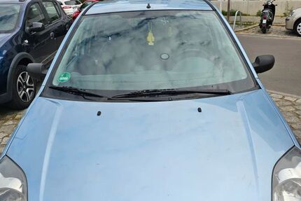 Ford Fiesta 112.000 km 2.800 &euro; Berlin 12249