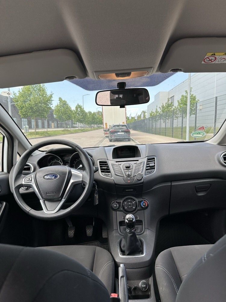 Ford Fiesta 116.400 km 4.300 € Freising 85350