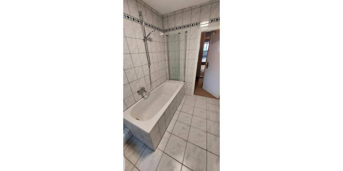 Etagenwohnung Gerolzhofen - 4 Zimmer, 110 m&sup2;, 750&euro; | Angebot:25722533