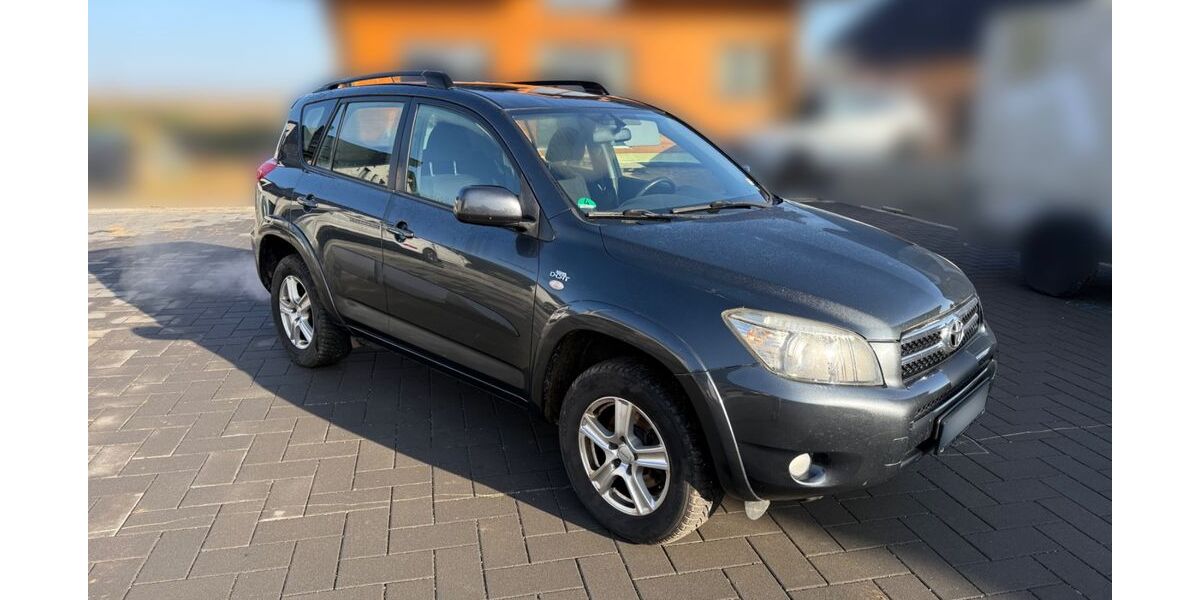 Toyota RAV 4 172.000 km 6.900 &euro; Heimbach 52396