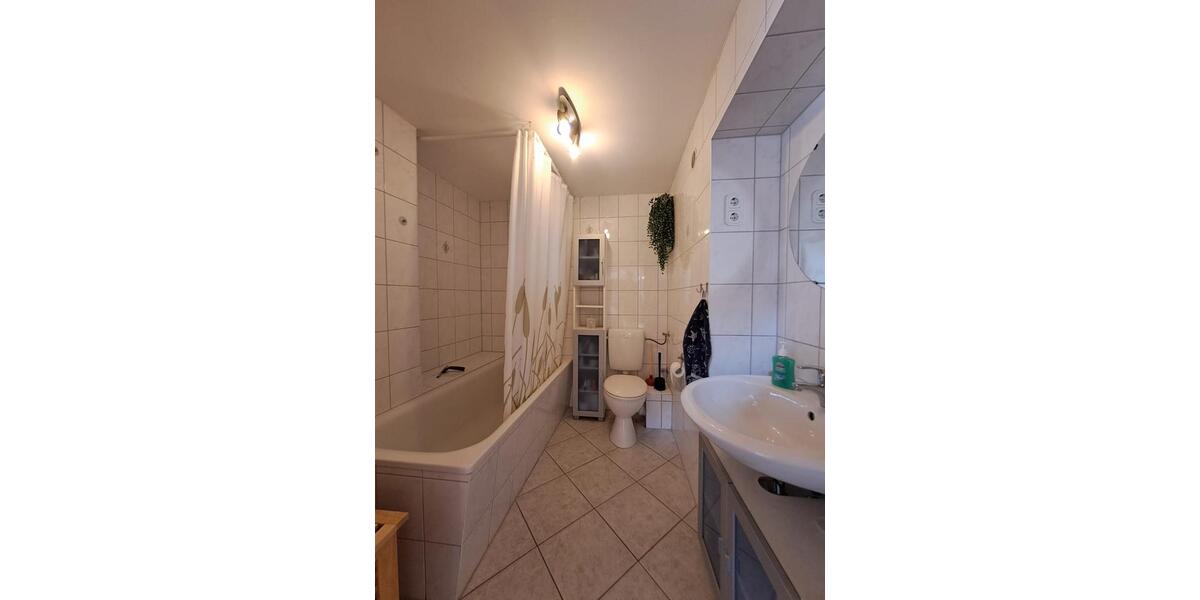 Etagenwohnung Aachen Aachen-Mitte - 1.5 Zimmer, 77 m&sup2;, 279.000&euro; | Angebot:27024027