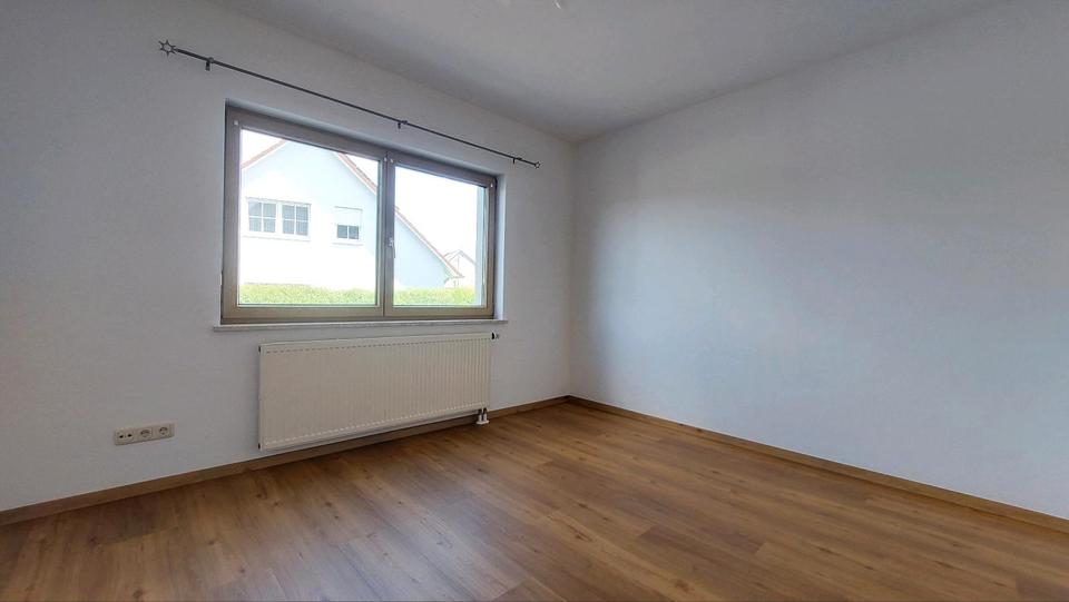 Großzügige 3,5 Zi. EG Whg. direkt in Leutershausen 3.5 zimmer