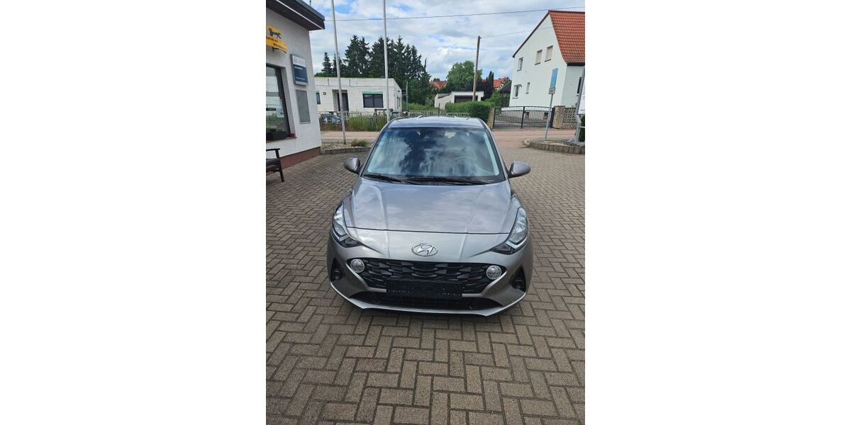 Hyundai i10 18.020 km 13.900 &euro; Benndorf 06308