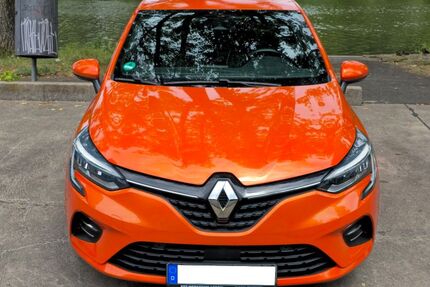 Renault Clio 38.900 km 9.995 &euro; Würzburg 97084