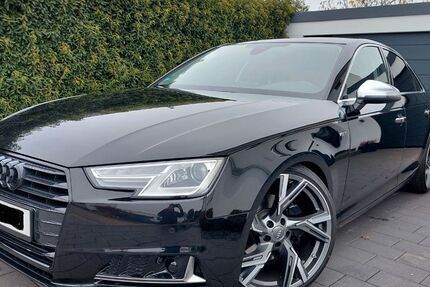 Audi A4 126.000 km 21.300 &euro; Algermissen 31191