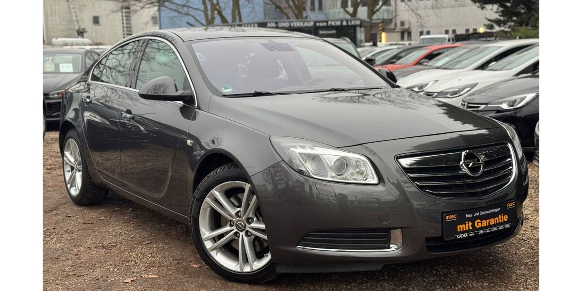 Opel Insignia 106.000 km 7.490 &euro; Berlin 13127