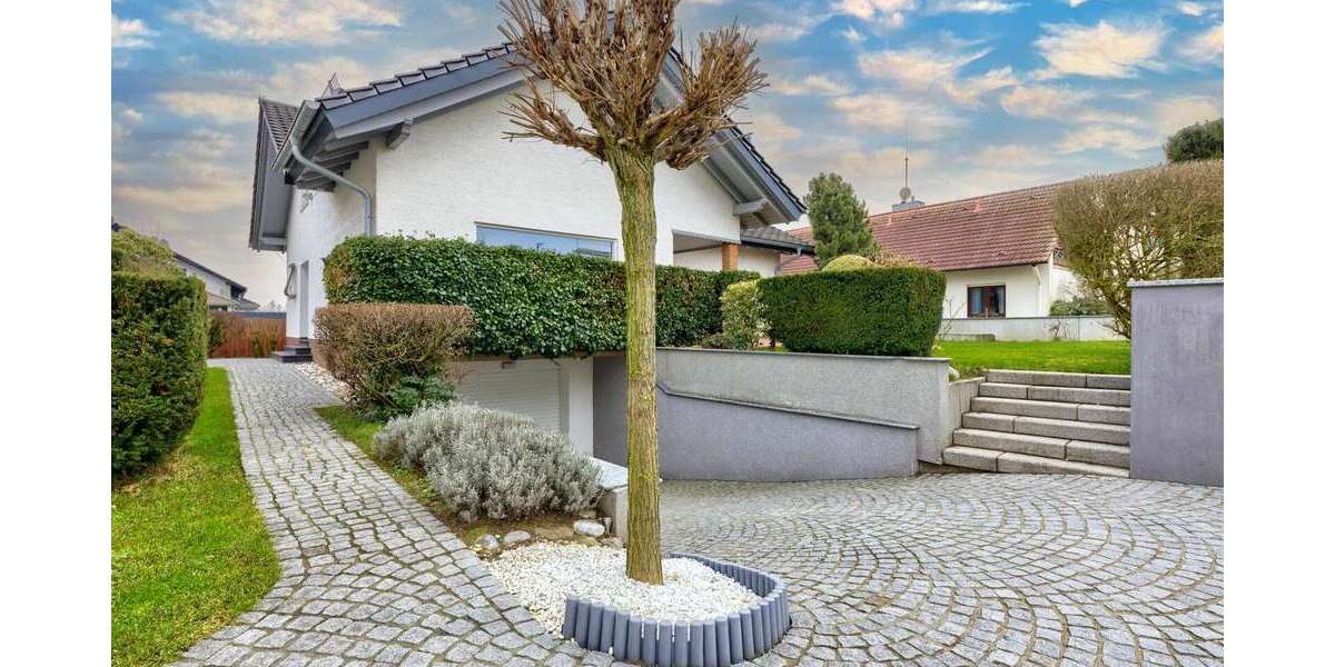 Einfamilienhaus Mackenbach - 8 Zimmer, 260 m&sup2;, 2.790&euro; | Angebot:25366954