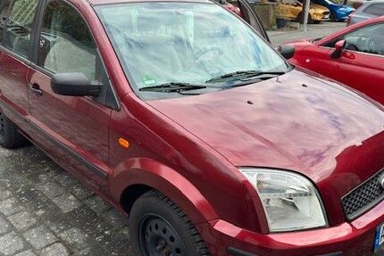 Ford Fusion 127.300 km 1.999 &euro; Windhagen 53578