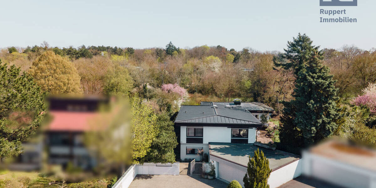 Einfamilienhaus Würzburg Frauenland - 7 Zimmer, 230 m&sup2;, 1.290.000&euro; | Angebot:26389273