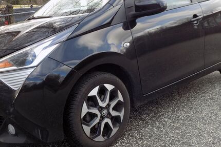 Toyota Aygo (X) 75.000 km 9.900 &euro; Hohenwestedt 24594