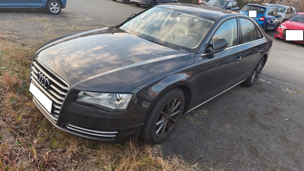 Audi A8 99.000 km 18.700 &euro; Leipzig 04177