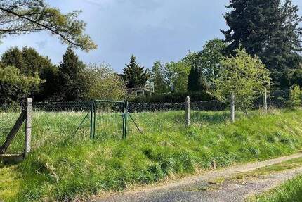 Traumhaft Wohnen im grünen Waltersleben - Grundstück zimmer