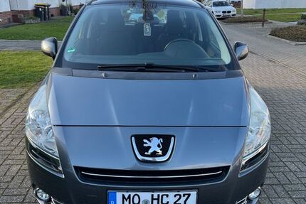 Peugeot 5008 136.000 km 5.150 &euro; Kamp-Lintfort 47475