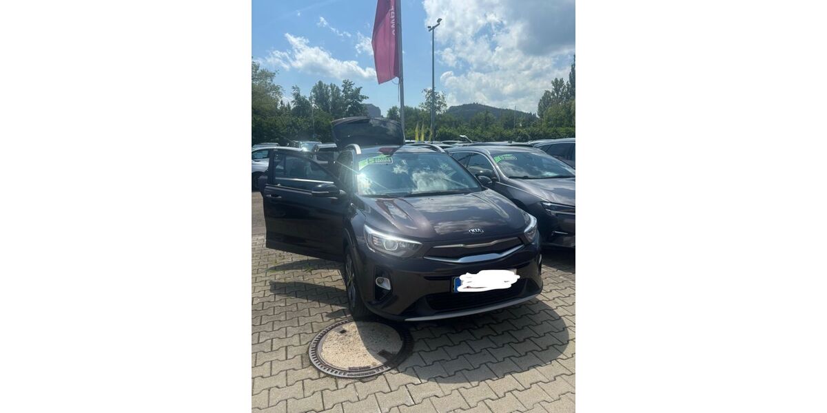 Kia Stonic 70.000 km 12.700 &euro; Füssen 87629