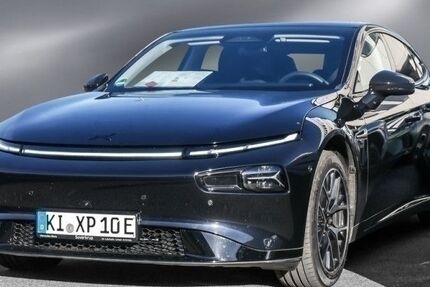 XPeng P7
