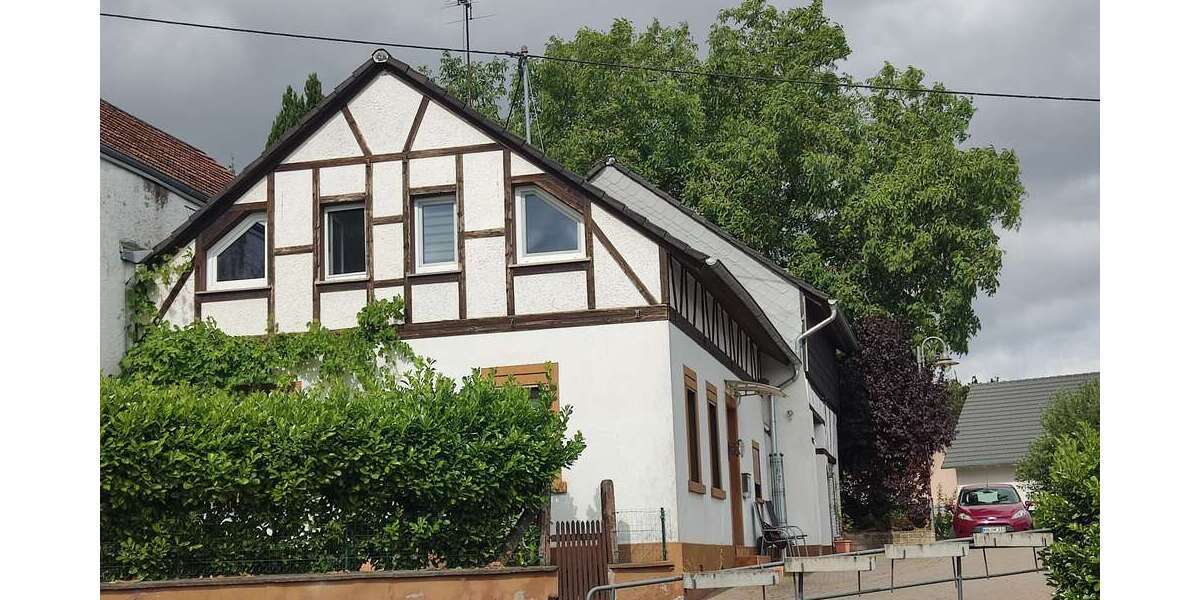 Einfamilienhaus Roth - 4 Zimmer, 115 m&sup2;, 800&euro; | Angebot:27321650