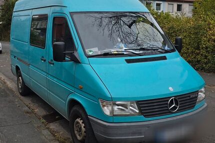 Mercedes-Benz Sprinter 290.000 km 9.999 &euro; Frankfurt 60433