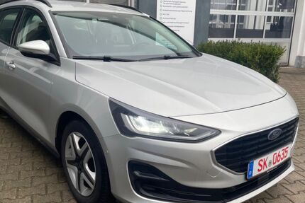 Ford Focus 52.998 km 18.499 &euro; Leuna 06237
