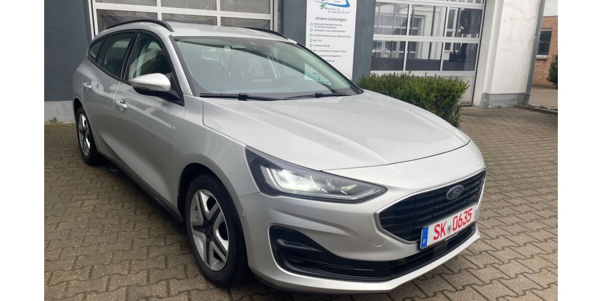 Ford Focus 52.998 km 18.499 &euro; Leuna 06237