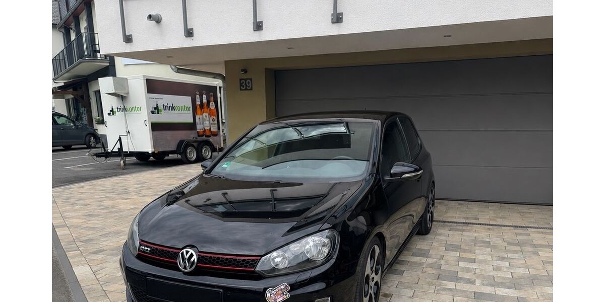 VW Golf 177.000 km 7.900 &euro; Dernau 53507