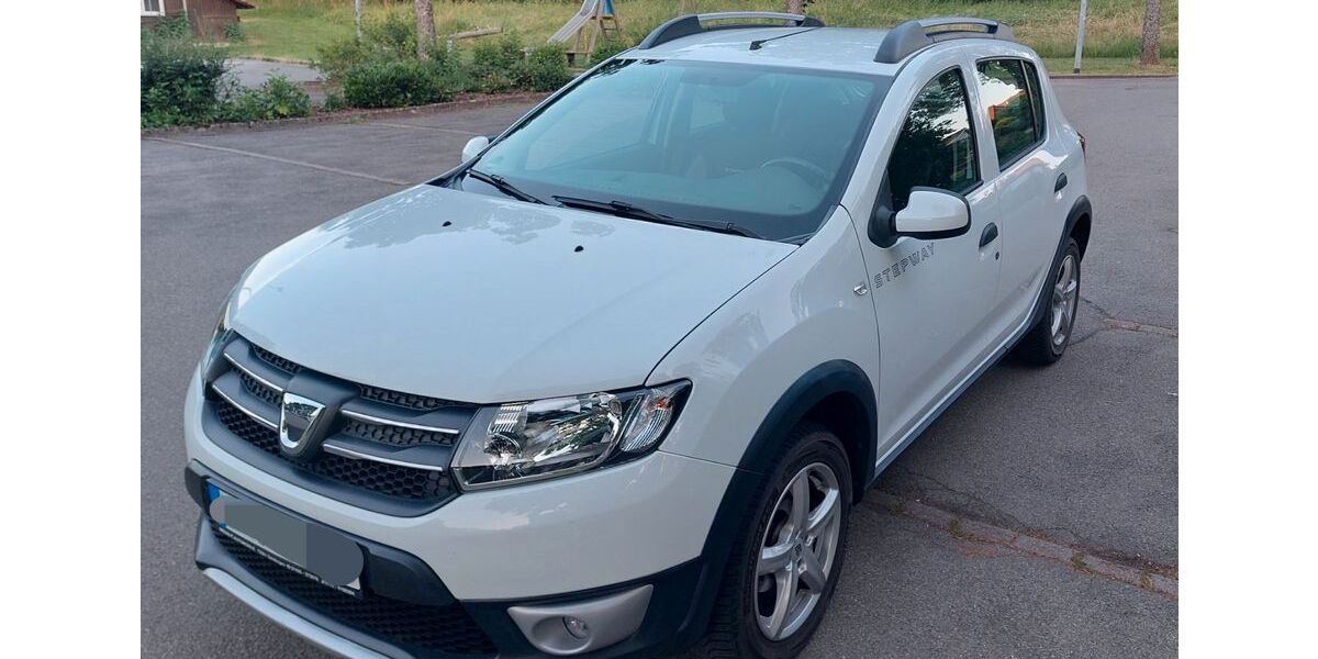 Dacia Sandero 72.000 km 7.400 &euro; Balingen 72336