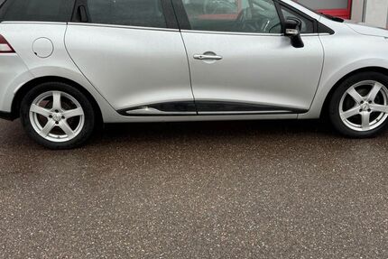 Renault Clio 96.600 km 8.650 &euro; Offenburg 77654