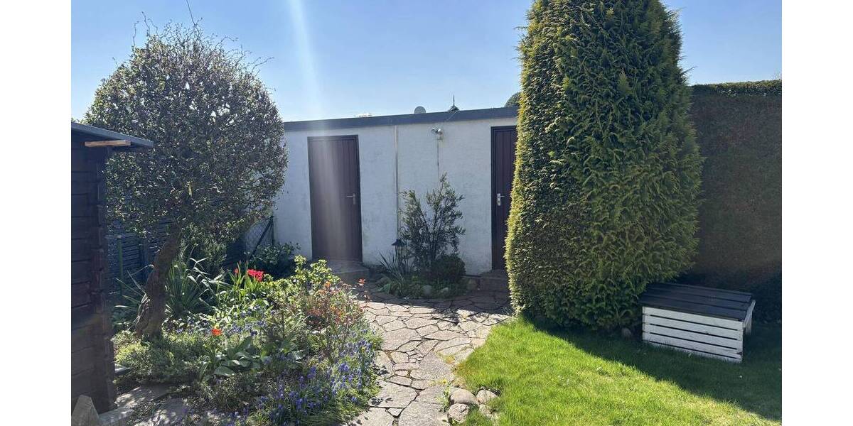 Bungalow Königsbrunn - 7 Zimmer, 194 m&sup2;, 765.000&euro; | Angebot:26488305