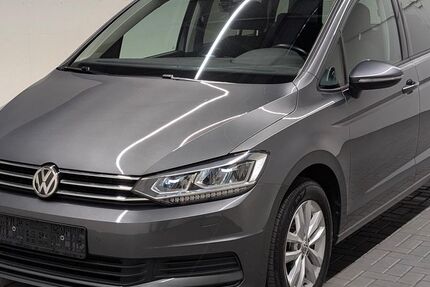 VW Touran 102.670 km 19.900 &euro; Langenweddingen 39171