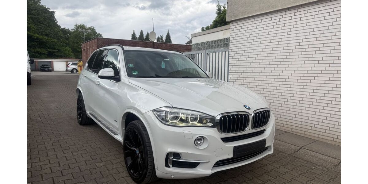 BMW X5 299.000 km 14.700 &euro; Essen 45143
