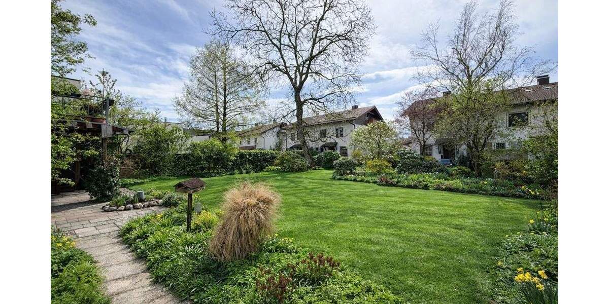 Grundstück Stephanskirchen Schloßberg - 1.050.000&euro; | Angebot:25665215