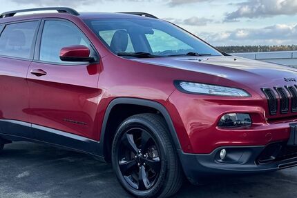 Jeep Cherokee 160.000 km 14.990 &euro; Cadolzburg (bei Nürnberg) 90556