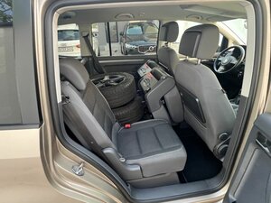 VW Touran Comfortline BMT/Standhzg/ 150.000 km 9.290 &euro; Troisdorf 53844