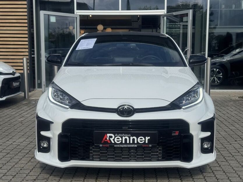Yaris