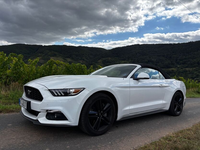 Ford Mustang 37.100 km 22.999 € Krefeld 47800
