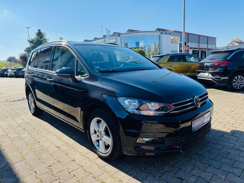 VW Touran 62.000 km 21.970 € Bad Rappenau 74906