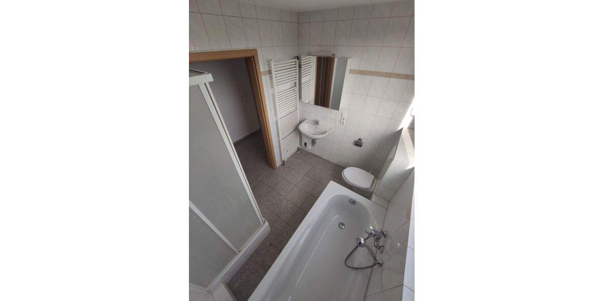 Etagenwohnung Troisdorf - 2 Zimmer, 60 m&sup2;, 690&euro; | Angebot:24847587