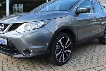 Nissan Qashqai 80.930 km 11.890 &euro; BAD LOBENSTEIN 07356