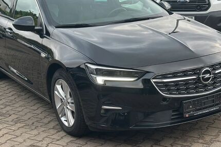 Opel Insignia 86.500 km 18.900 &euro; Berlin 12057