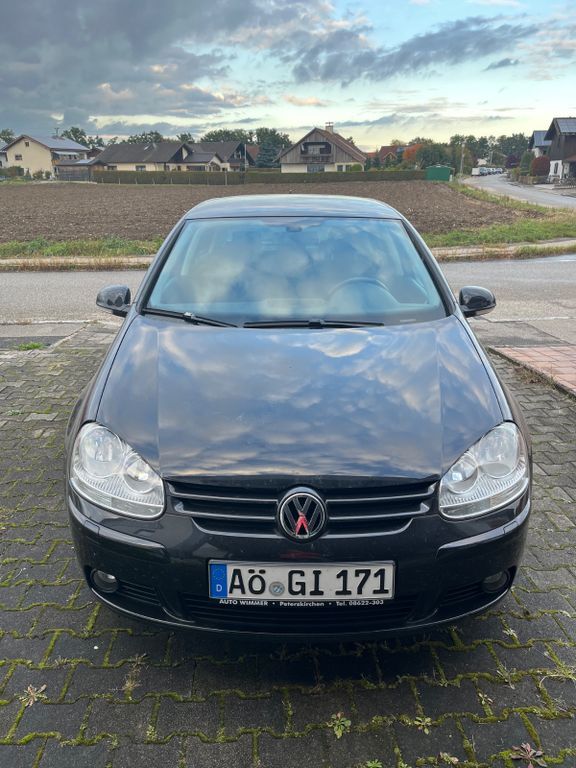 VW Golf 99.500 km 4.500 € Teising 84576
