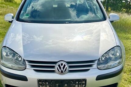 VW Golf 242.258 km 899 &euro; Tauche 15848