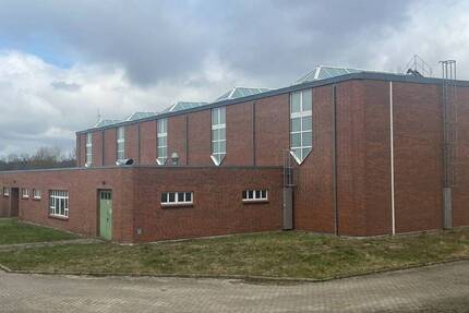 Gewerbeobjekt Stavenhagen OT Basepohl Stavenhagen, Reuterstadt - 165.000&euro; | Angebot:23733100