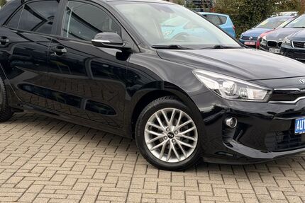 Kia Rio 68.782 km 10.950 &euro; Magdeburg 39120
