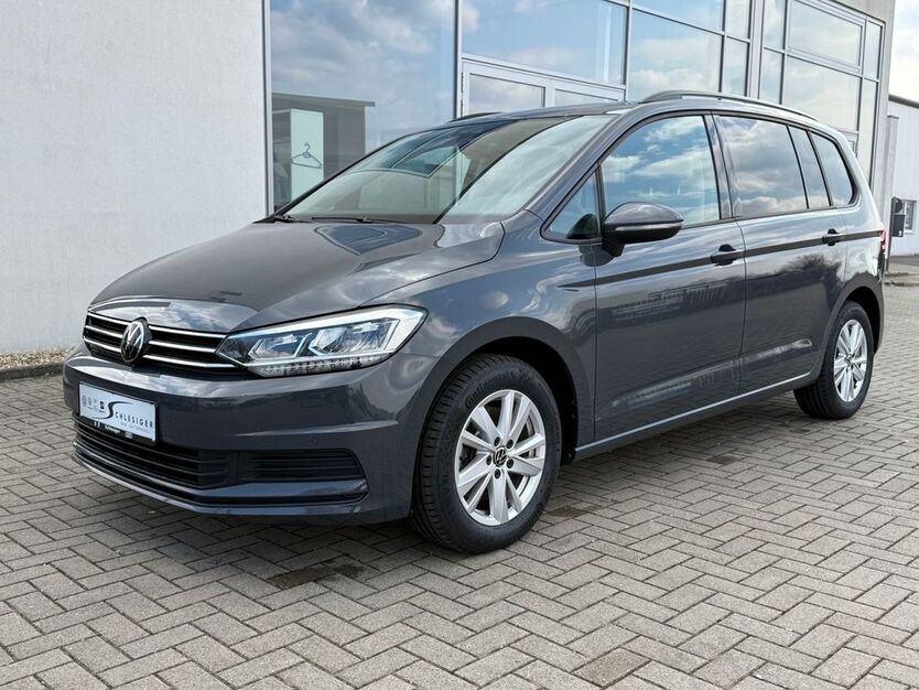 VW Touran 26.697 km 30.950 € Sangerhausen 06526
