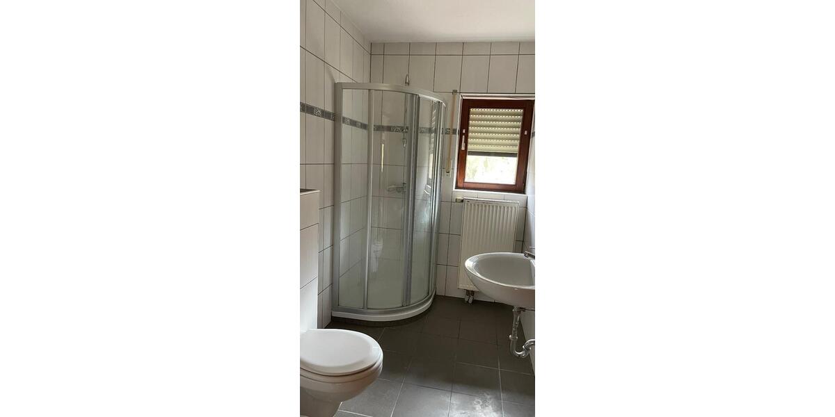 Reihenhaus Kitzingen - 5 Zimmer, 174 m&sup2;, 1.250&euro; | Angebot:26237536