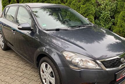 Kia ceed / Ceed 136.500 km 4.490 € Oer Erkenschwick 45739