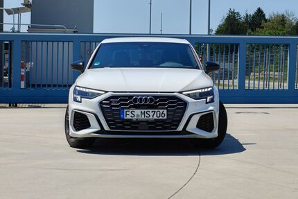 Audi S3 47.500 km 34.600 &euro; Au i.d. Hallertau 84072