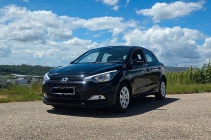 Hyundai i20 145.409 km 5.250 &euro; Gemmrigheim 74376