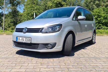 VW Touran 235.000 km 7.950 &euro; Eggenstein-Leopoldshafen 76344